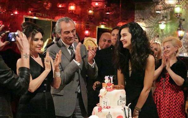 Kara Para Aşk Fotoğrafı