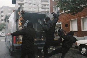 Dost Musun Düşman Mı? Fotoğrafı