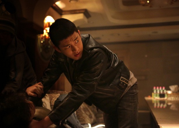 Tough As Iron fotoğrafı