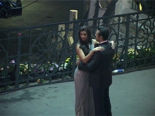 Mental: For a Cause Fotoğrafı