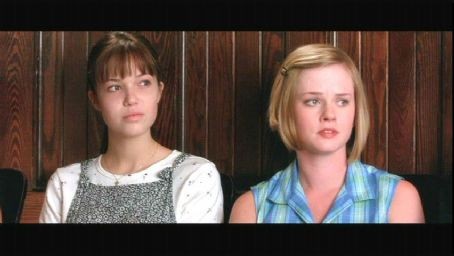 Uzaktaki Anılar Fotoğrafı