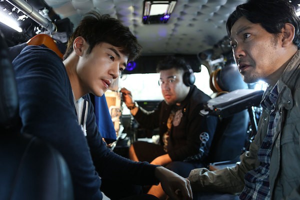 Tabloid Truth fotoğrafı