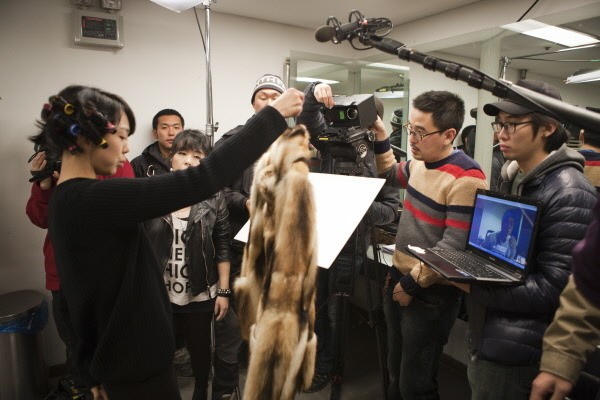 Behind the Camera Fotoğrafı