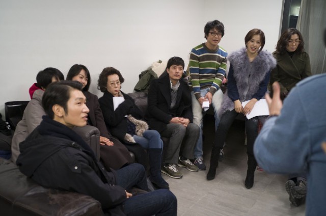 Behind the Camera Fotoğrafı