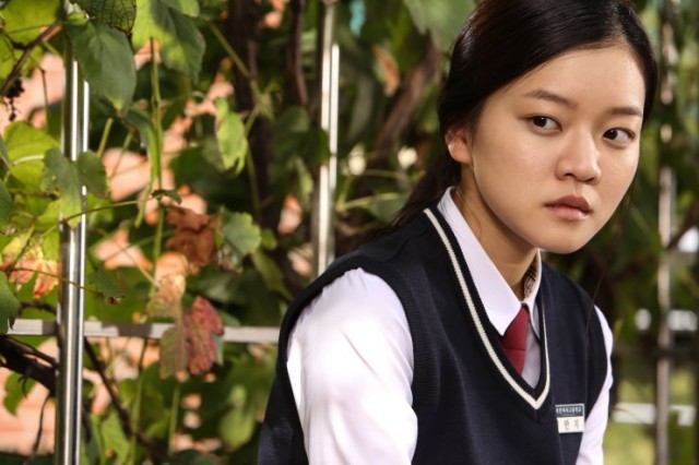 Thread of Lies Fotoğrafı