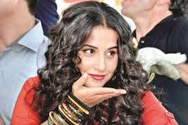 Hamari Adhuri Kahaani Fotoğrafı