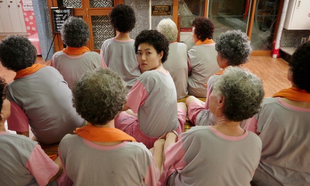 Miss Granny fotoğrafı