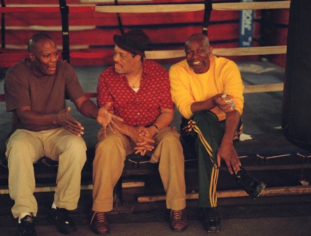 Glass Chin Fotoğrafı