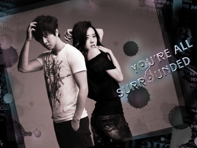 Etrafın Sarıldı Fotoğrafı