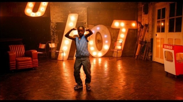 Sokak Dansçısı Fotoğrafı