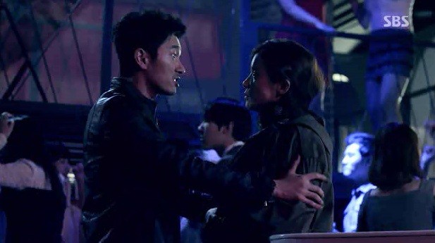 God’s Gift – 14 Days Fotoğrafı