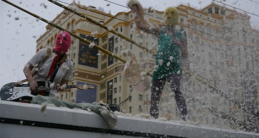 Pussy Putin'e Karşı fotoğrafı