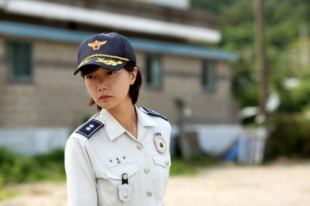 A Girl at My Door Fotoğrafı