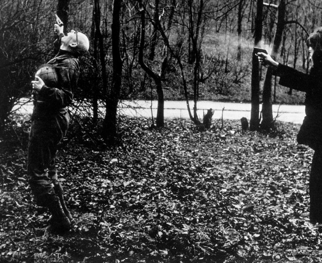 Yesterday Girl fotoğrafı