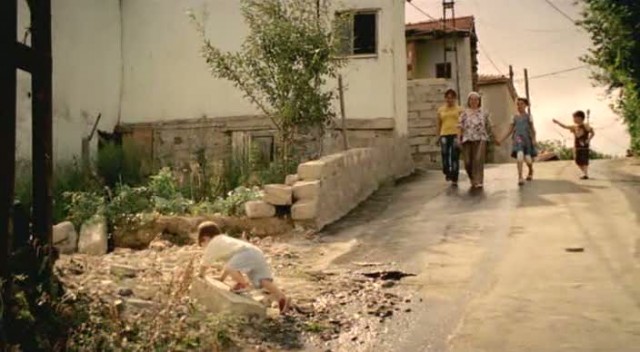 Başka Semtin Çocukları Fotoğrafı