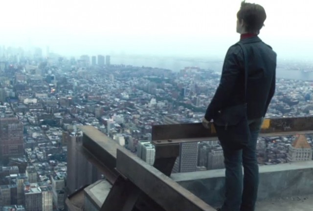 Tehlikeli Yürüyüş Fotoğrafı