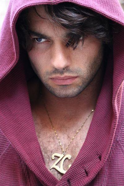 Sevimli Tehlikeli Fotoğrafı