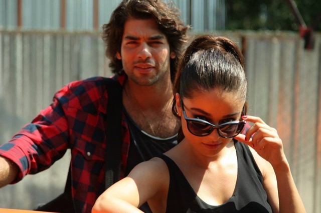 Sevimli Tehlikeli fotoğrafı