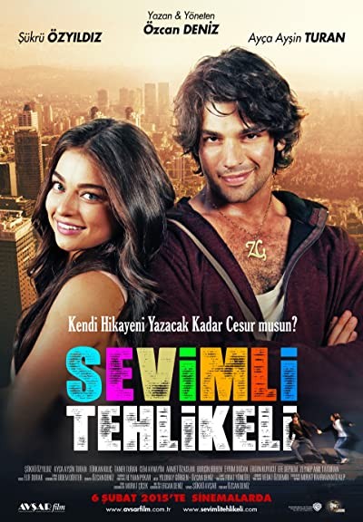 Sevimli Tehlikeli (2015) afişi