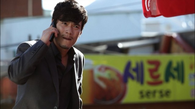 All Bark No Bite Fotoğrafı