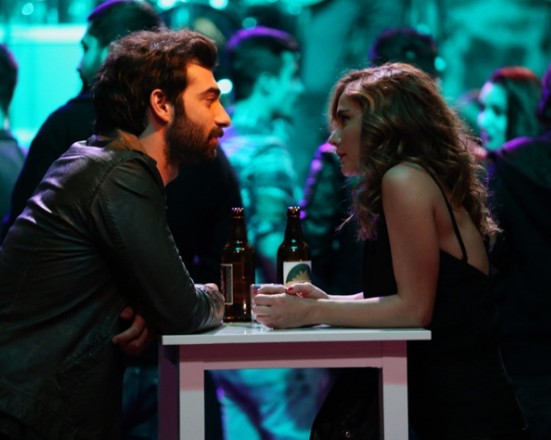 Poyraz Karayel fotoğrafı