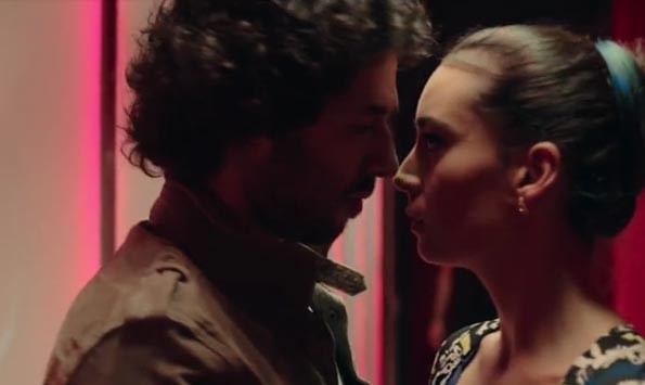 Bir Varmış Bir Yokmuş fotoğrafı