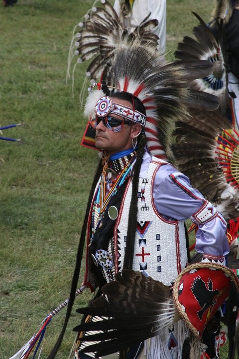 Oturan Boğanın İzinde fotoğrafı