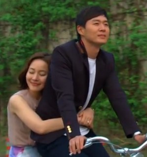 Can Love Become Money fotoğrafı