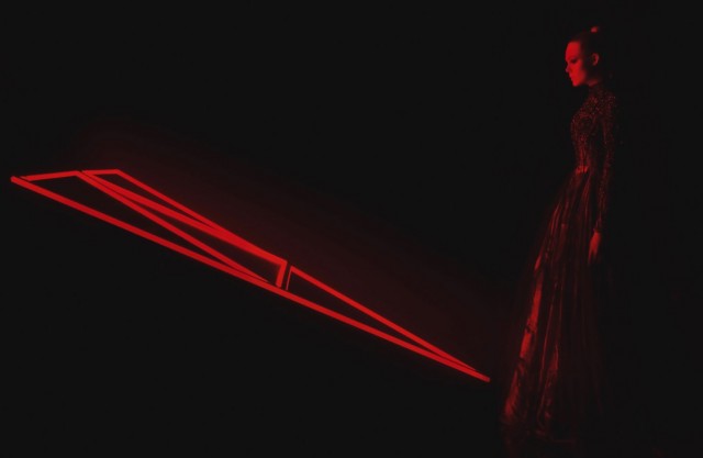 Neon Şeytan Fotoğrafı