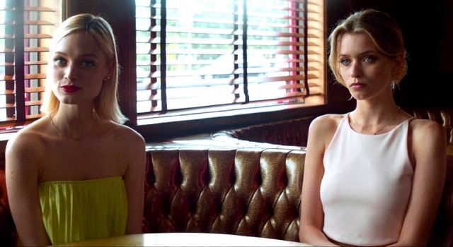 Neon Şeytan Fotoğrafı