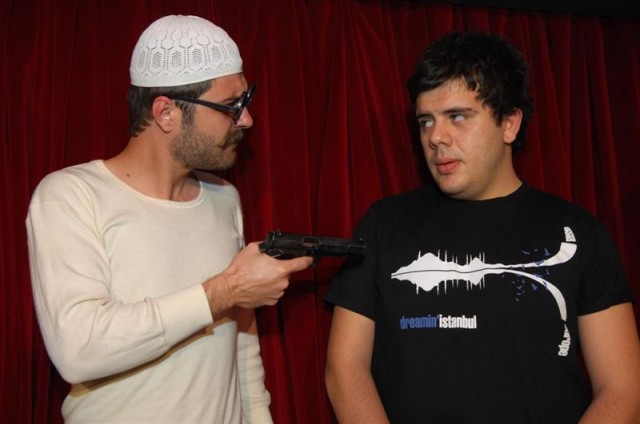 Çok Güzel Hareketler Bunlar Fotoğrafı