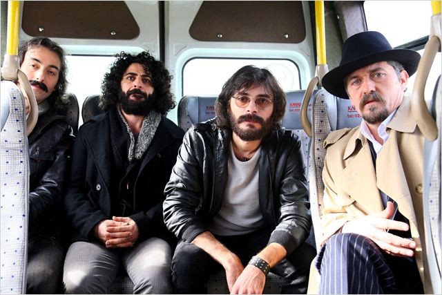 Tehlikeyle Flört fotoğrafı