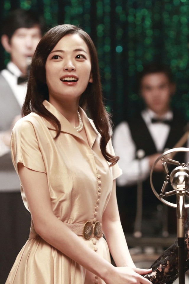 Love, Lies Fotoğrafı