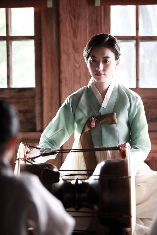 Love, Lies Fotoğrafı