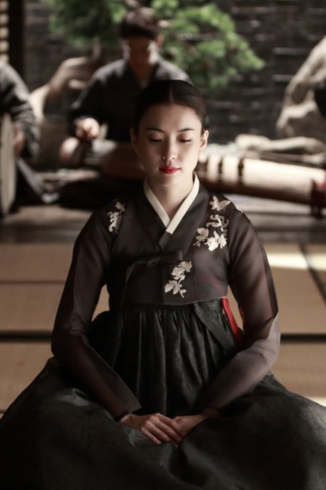 Love, Lies Fotoğrafı