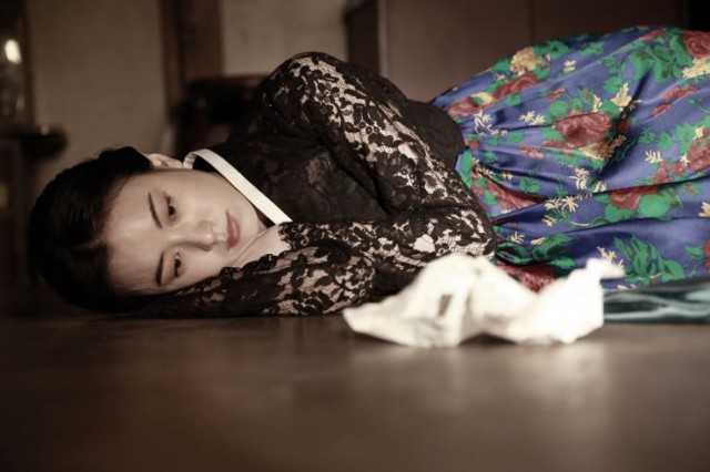 Love, Lies Fotoğrafı