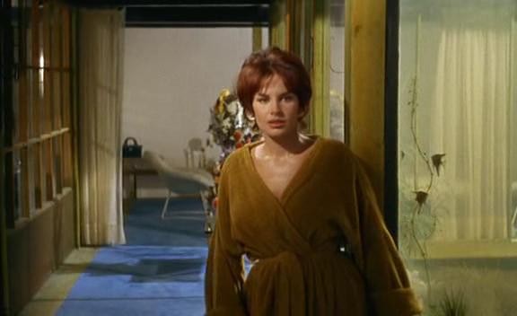 À Double Tour fotoğrafı