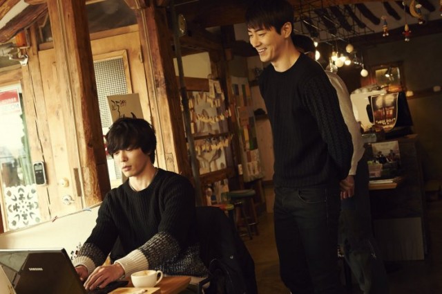 Two Rooms, Two Nights Fotoğrafı