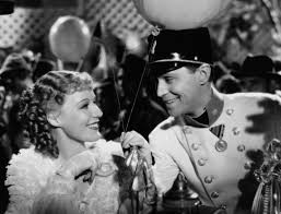 The King Steps Out fotoğrafı