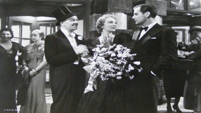 Men Are Not Gods fotoğrafı