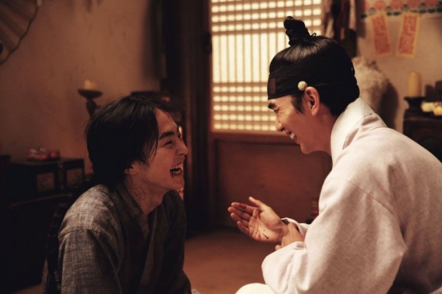 Nehir Satan Adam Fotoğrafı