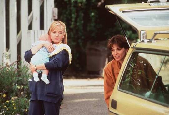 Beşikteki El fotoğrafı