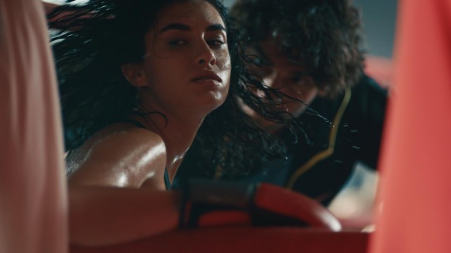 Her Şey Aşktan Fotoğrafı