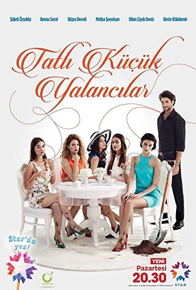 Tatlı Küçük Yalancılar (2015) afişi