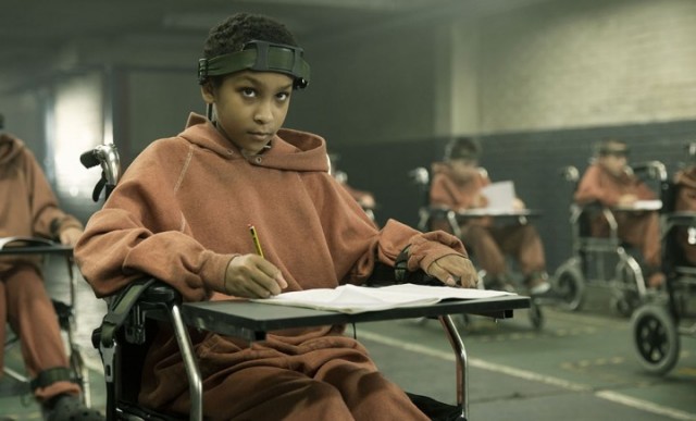 Tüm Sırların Sahibi Kız fotoğrafı