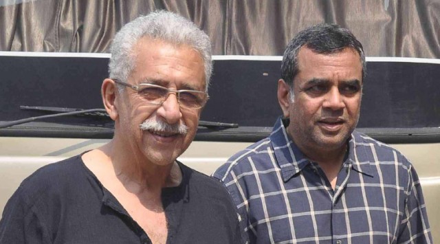 Dharam Sankat Mein fotoğrafı