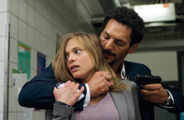 Sleepless Fotoğrafı