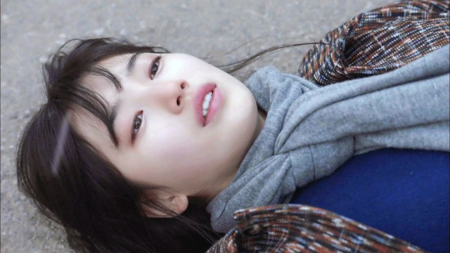 Uncontrollably Fond Fotoğrafı