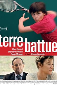 Toprak Kort (2014) afişi