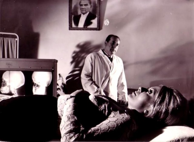 Acı İnanç (1968) afişi